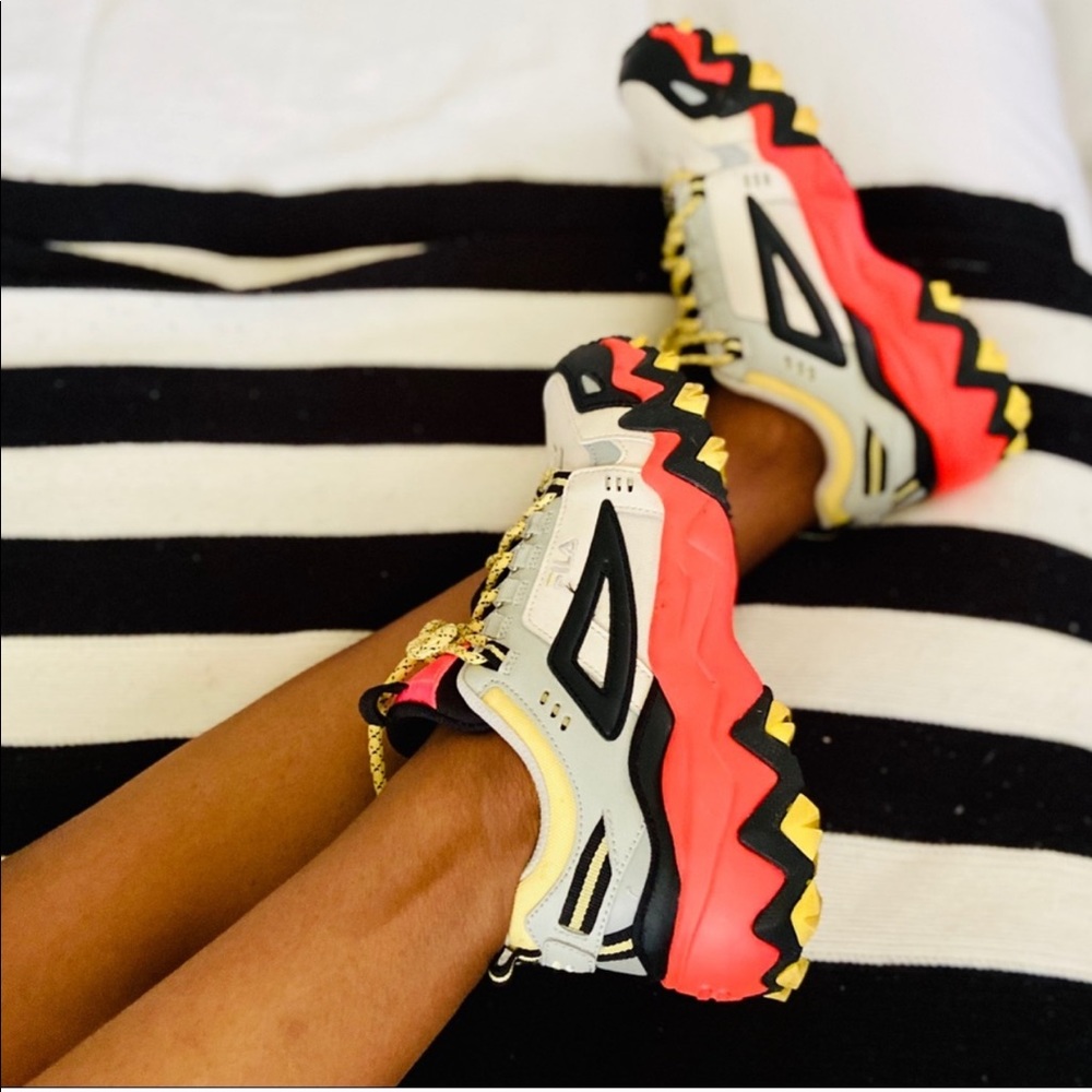 𝔽𝕀𝕃𝔸 Oakmont TR Chunky Retro Dad Sneakers